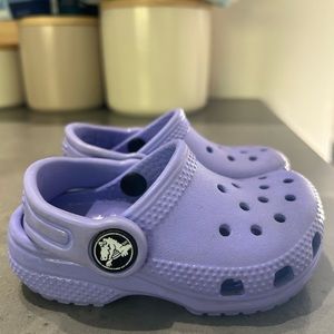 Size 5C Lavender Crocs